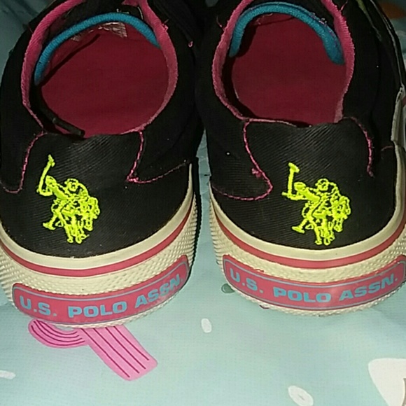 U.S. Polo assn.Sz 6 blk, pink,blue,yellow sneakers - Picture 4 of 5